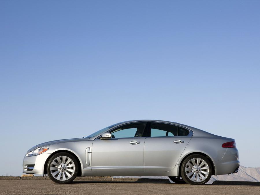  Jaguar XF 2008 года  (US) (фото 15 из 30)